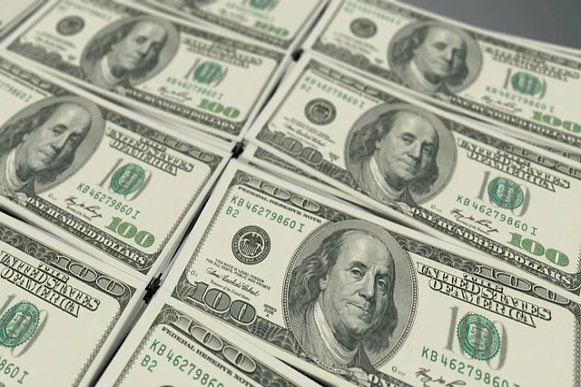 Gobierno Argentino redujo los impuestos al dólar Qatar