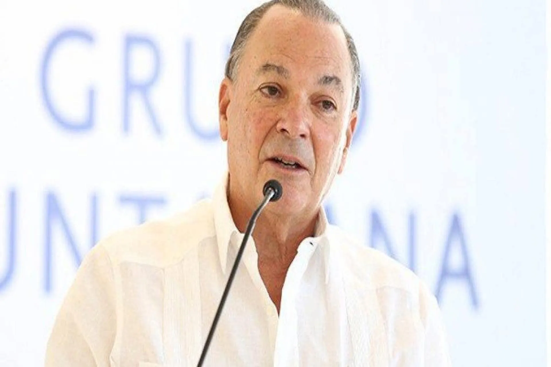Frank Rainieri propone montar un ferry desde Miches a Samaná 