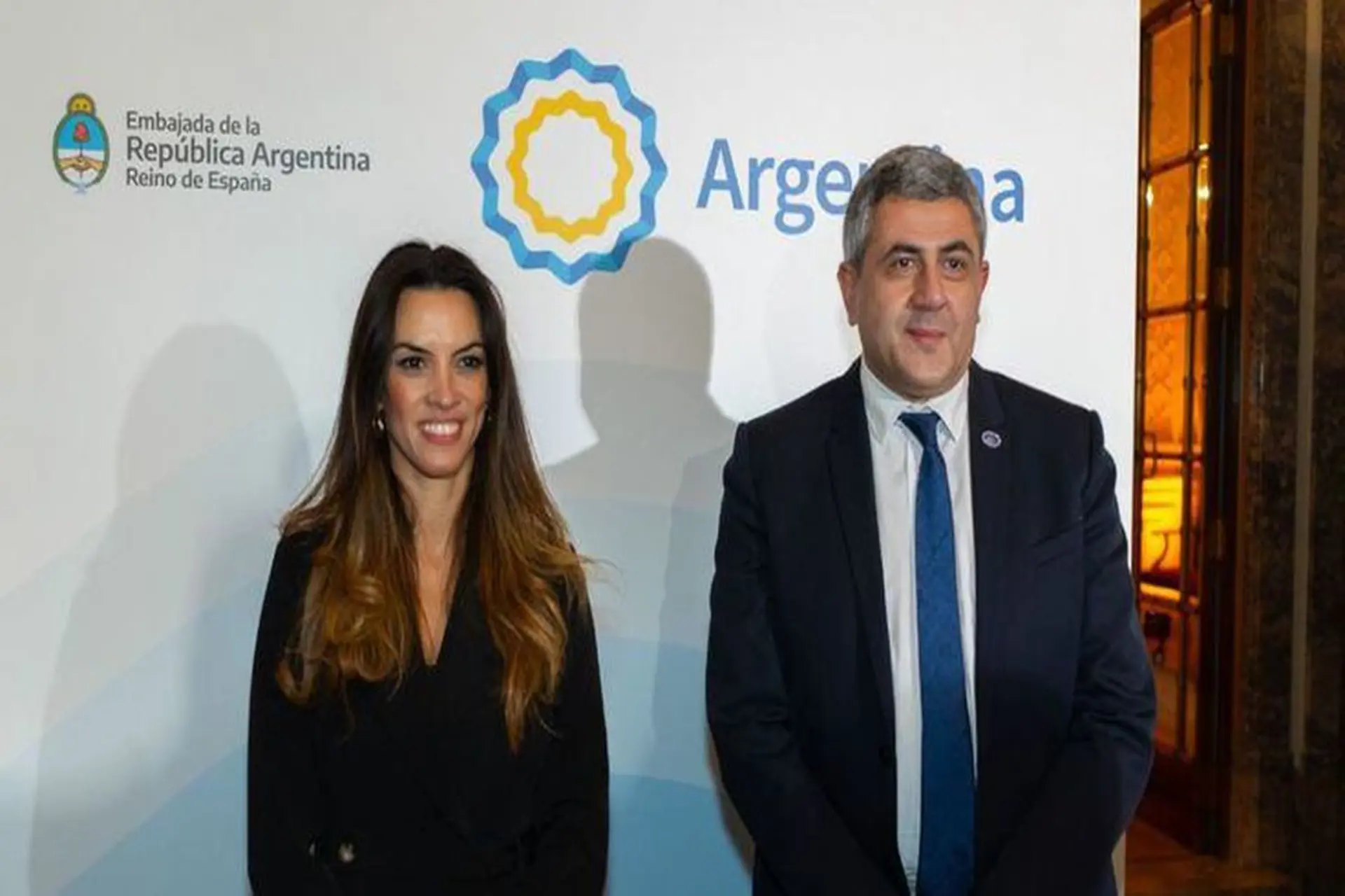 Turismo a Ministerio del Interior y Transporte a Infraestructura