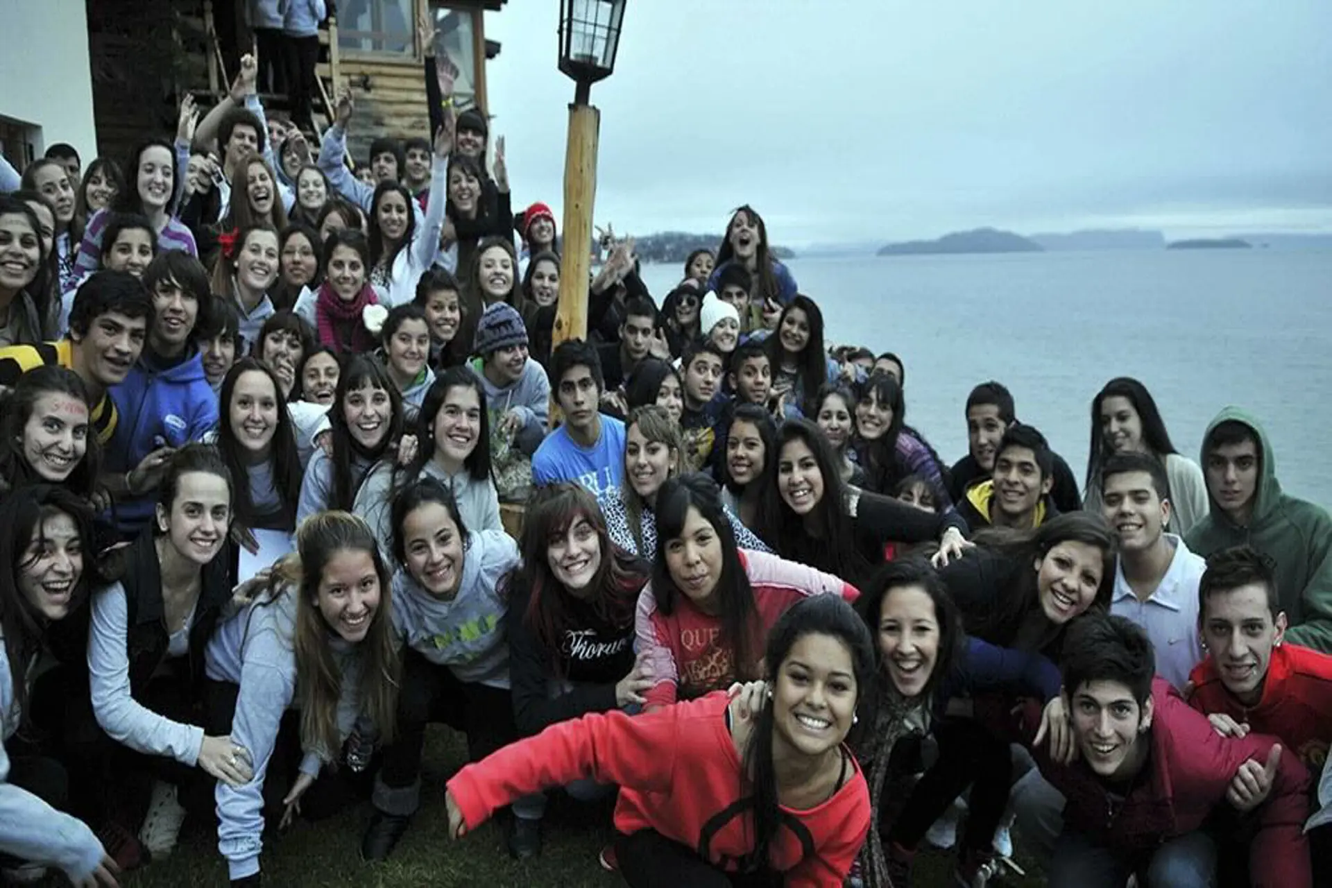 Ley ómnibus busca suprimr al turismo como un "derecho social" 