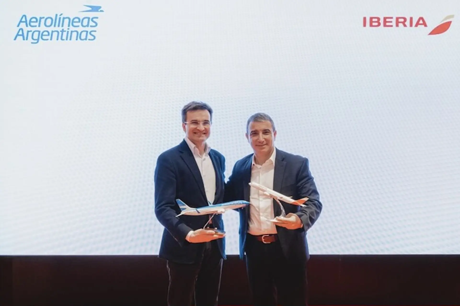 Iberia y Aerolíneas Argentinas se alían para acercar mas ambos países