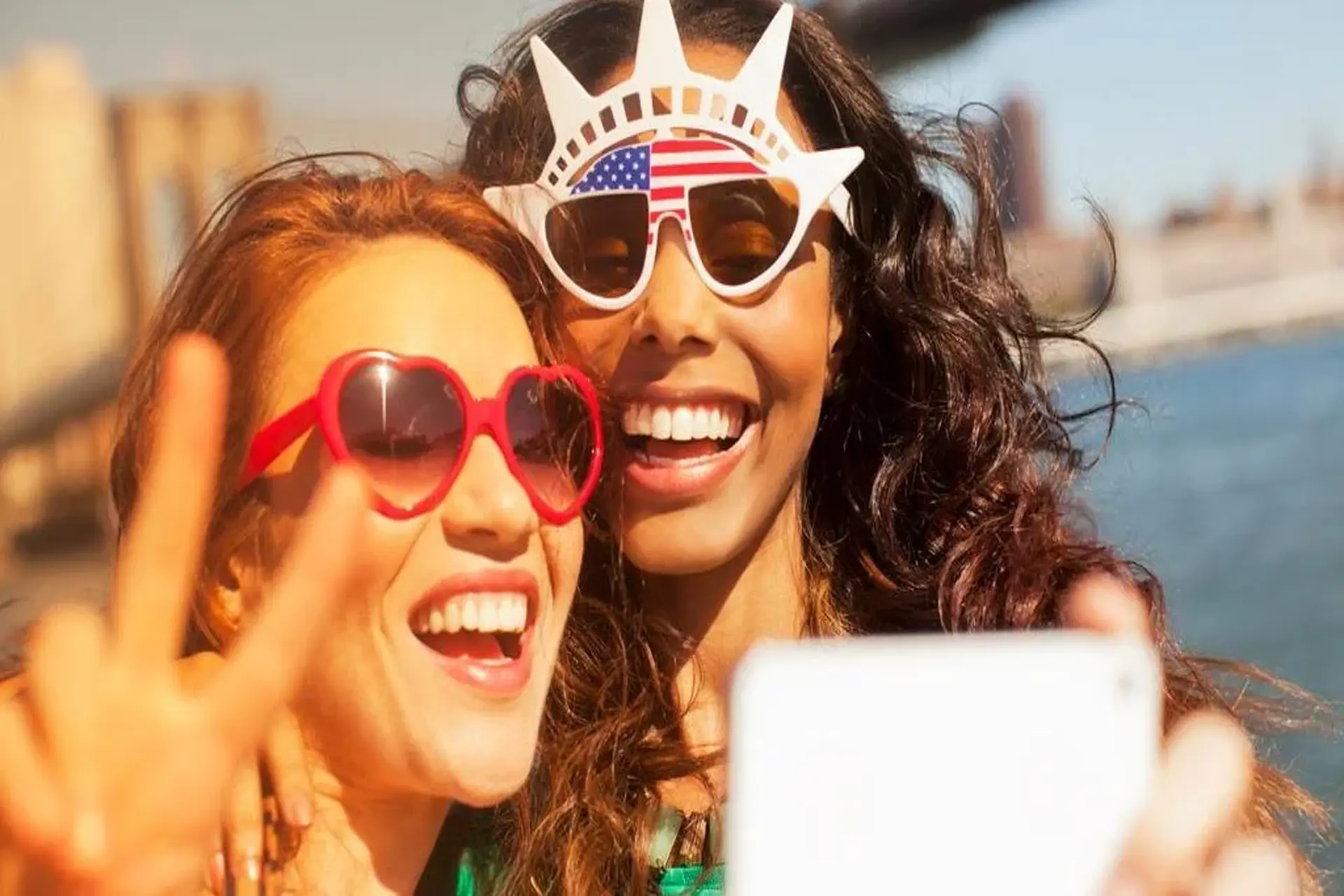 Infografía: Viajeros de EE.UU. crecen pero viajan menos a México