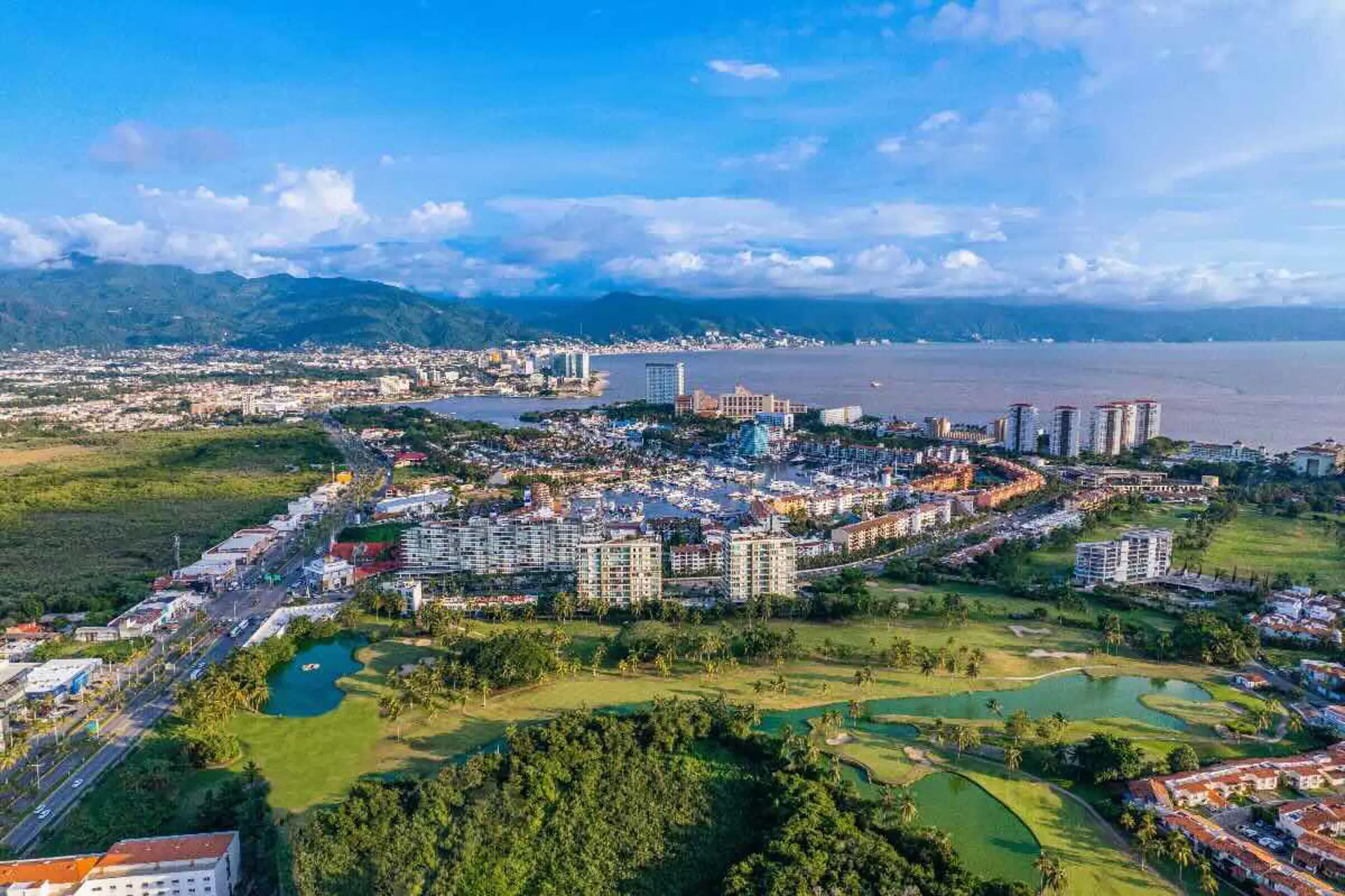 Más conectividad terrestre para Puerto Vallarta