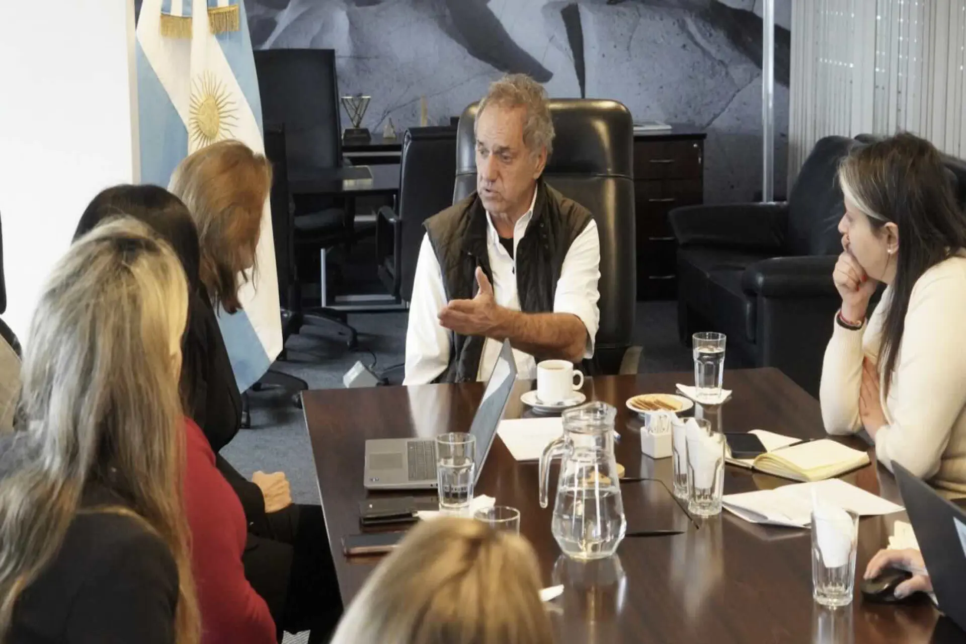 Scioli se reunió con Avianca para aumentar el turismo receptivo