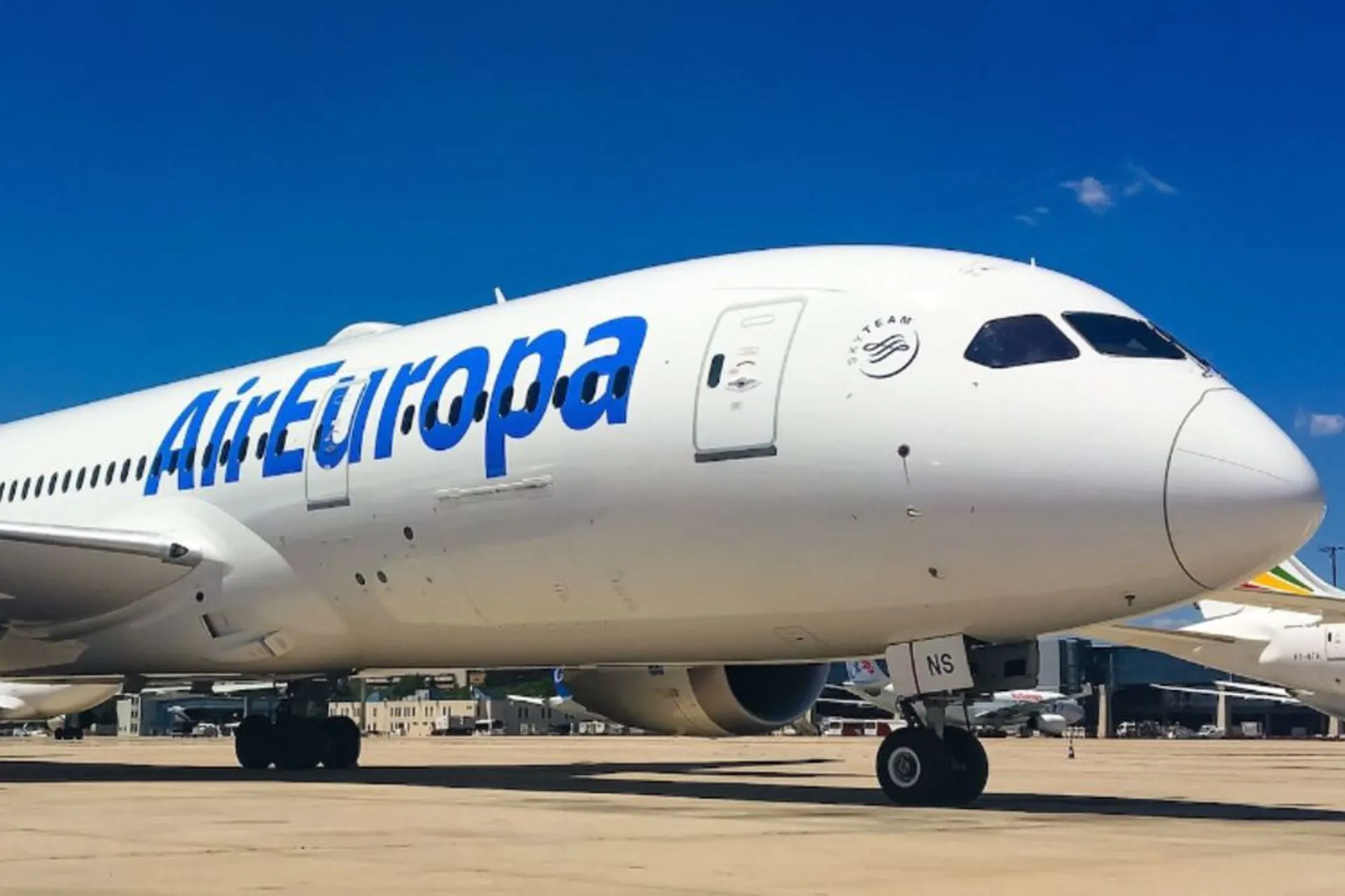 El gobierno español analiza quedarse con un 40% de Air Europa