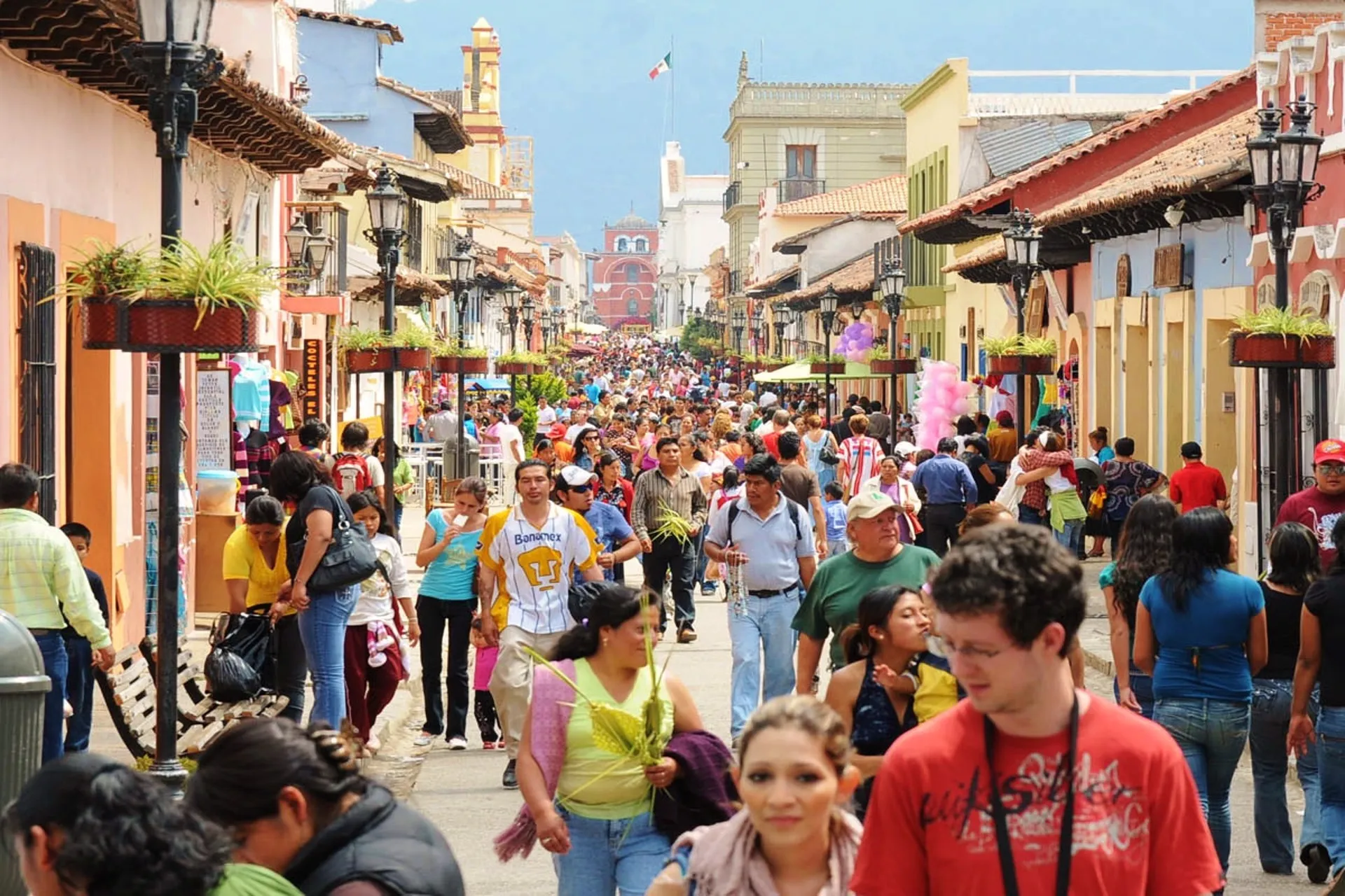 El 1er fin de semana largo del año en Mexico movera $35 mil millones