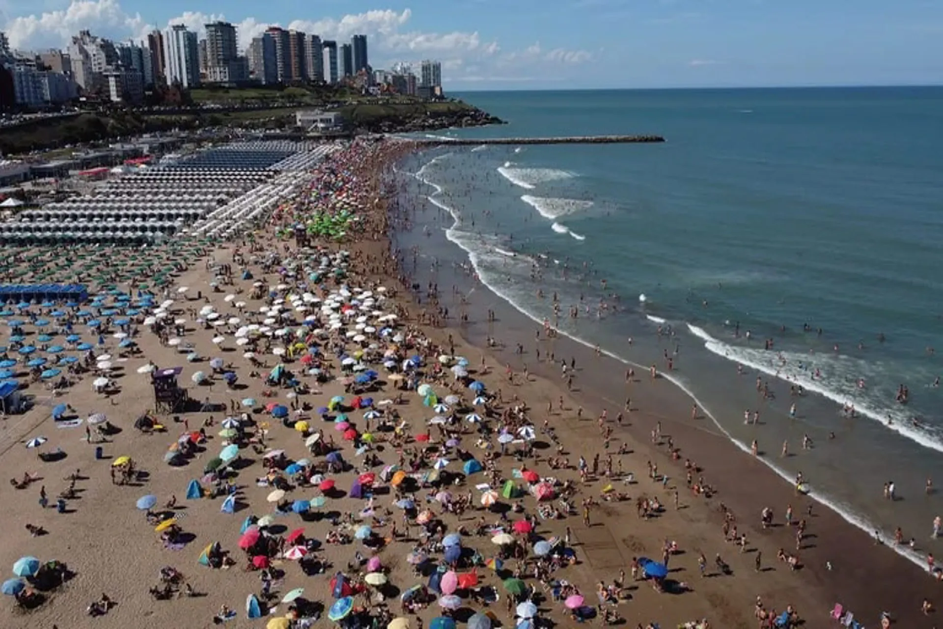 Argentina: 1er quincena de Febrero continuó con récord de ocupación