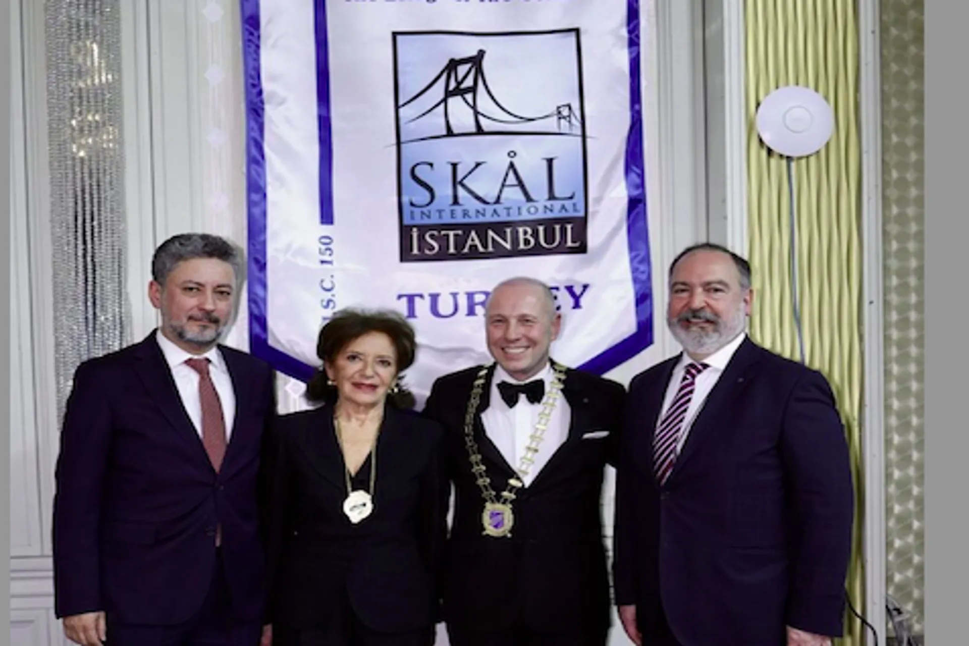 Presidente electo de IATA es nuevo miembro de Skal Internacional