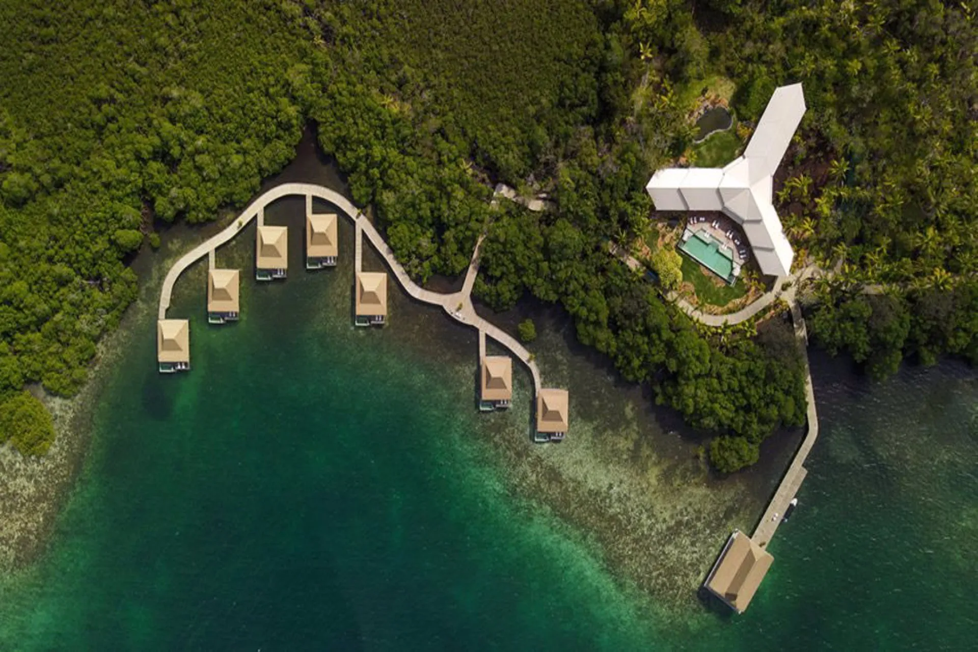 Panama: Tiene el nuevo complejo de bungalows sobre el agua del Caribe