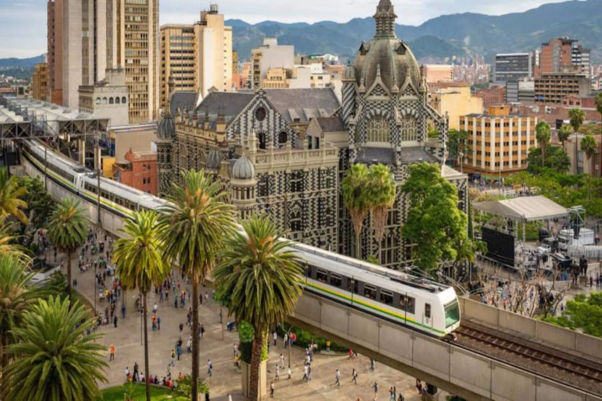 Medellín es la tercer mejor ciudad de 2022, según Time Out