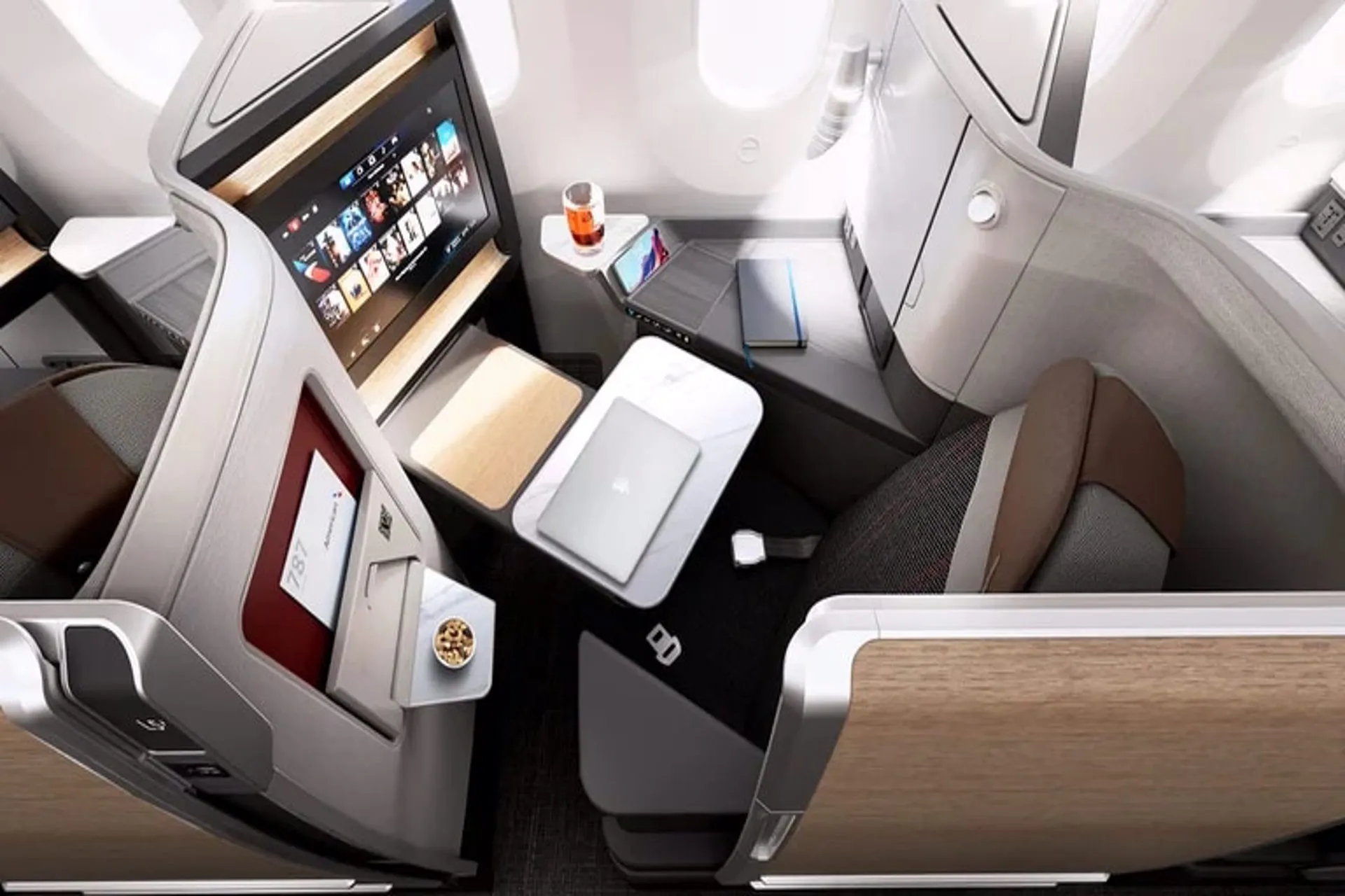 American Airlines presentó nuevos asientos premium para viajes largos