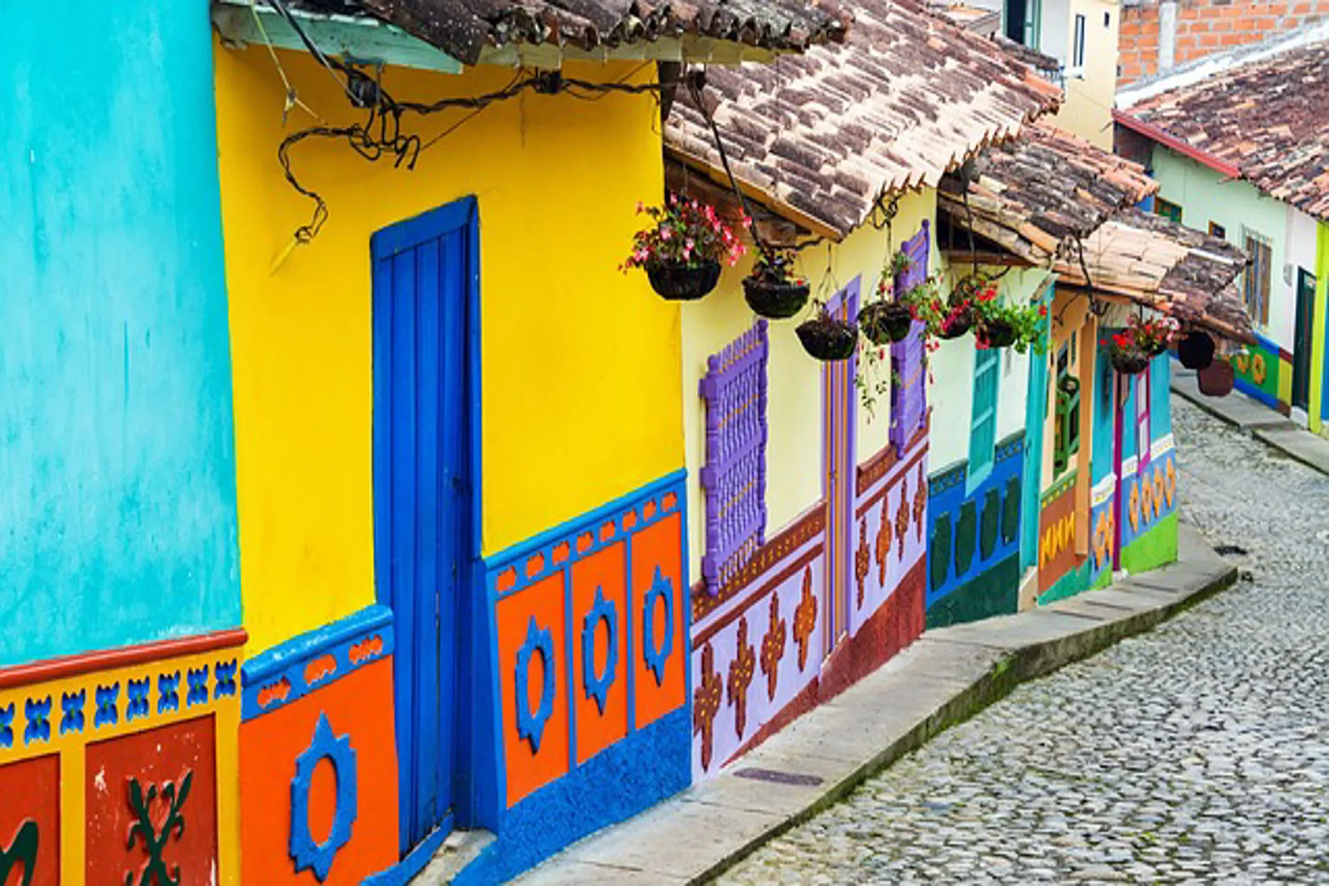 Extranjeros eligen a Colombia como destino, pero gastan menos